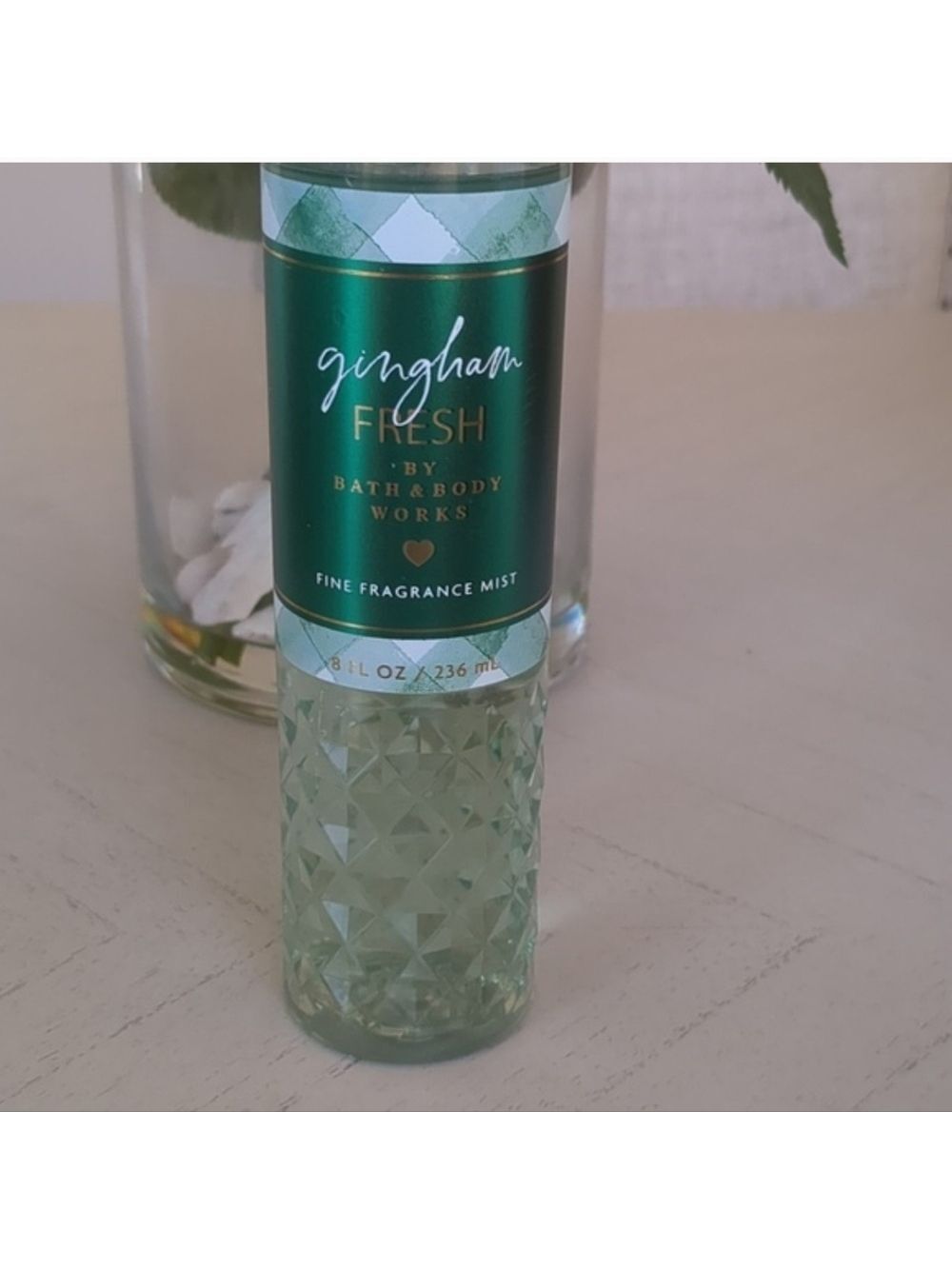 New Bath & Body Works Gingham Freah 8  Fl oz - Picture 2 of 5